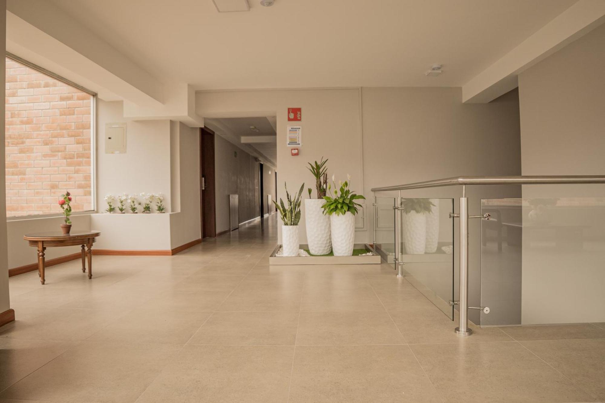 Hotel Ambato Kültér fotó